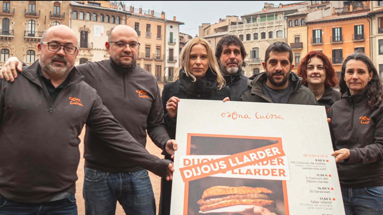 Rècord de porcs rostits a la 24a edició del Dijous Llarder de Vic