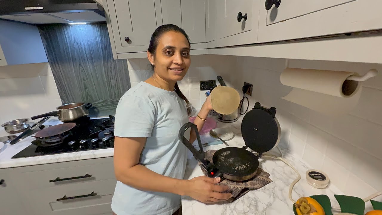 Keva banya???? Bajri na rotla alag rite banavya roti maker ma