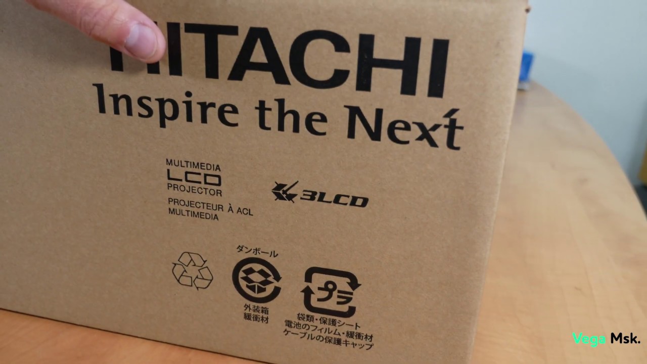 Ультракороткофокусный проектор Hitachi LP-AW3001 - лазерный источник света и 3300 ANSI люменов