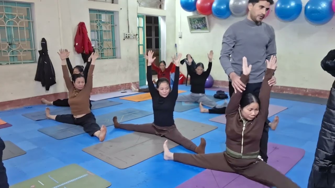 Dòng chảy yoga kéo giãn sâu