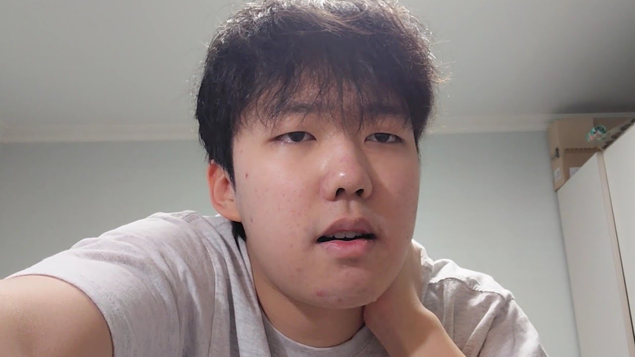 진지하게 재수할까 말까 3일째 고민중이다