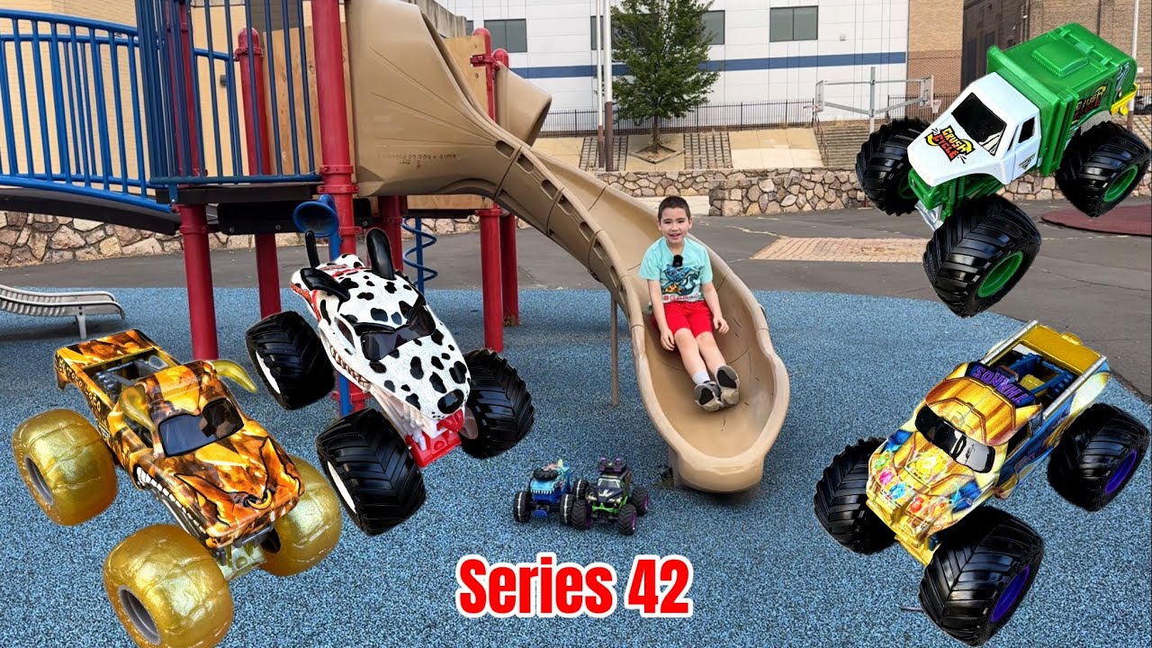 MONSTER TRUCKS play at the Park 🛝 MONSTER JAM (series 42)