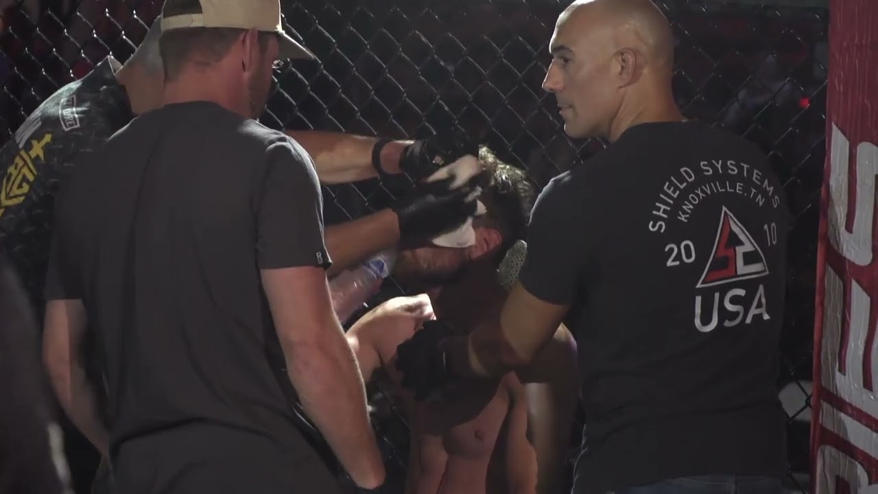 Aries Fight Series 32. Робби Ринг против Алекса Риггса.