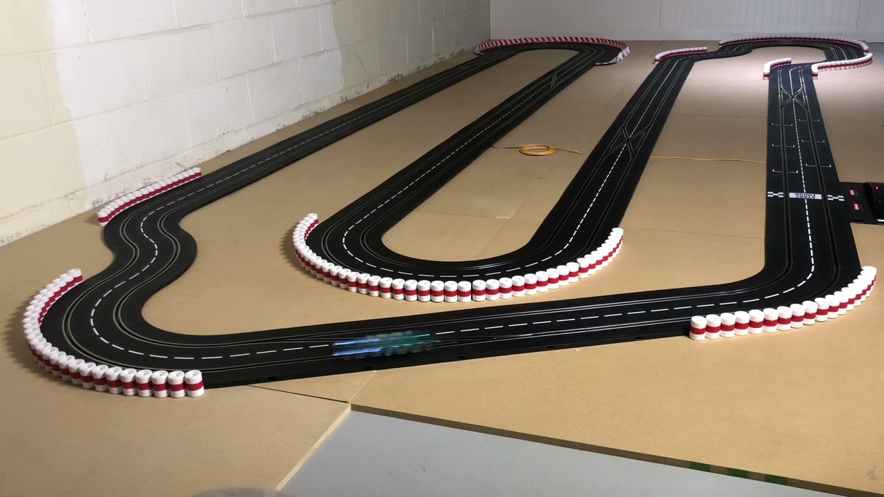 Carrera Digital 132 Ferrari 365 P2 Winner at 9H Kyalami 1965 Piper/Atwood #1 1:32 Slot Car