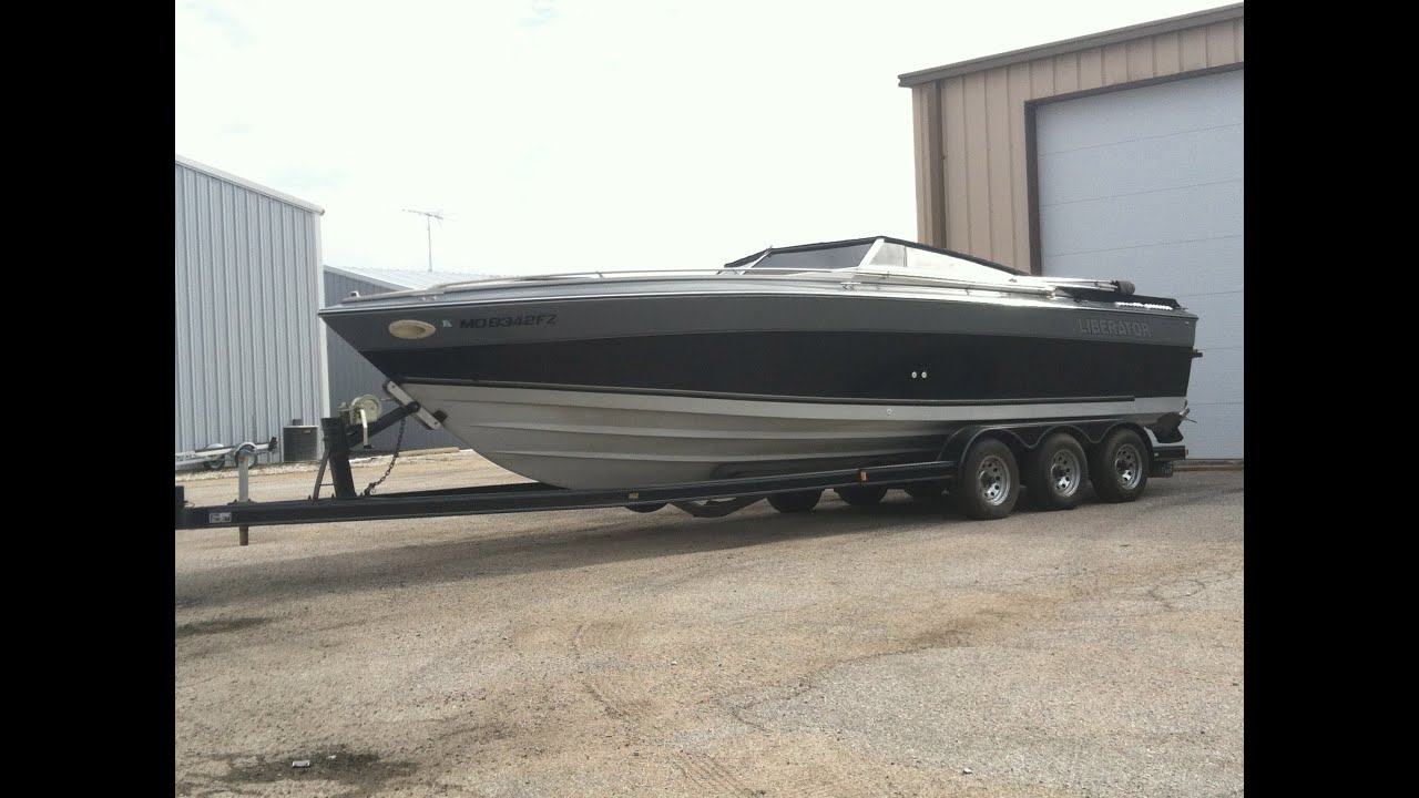 1986 Four Winns Liberator 261 Make Over