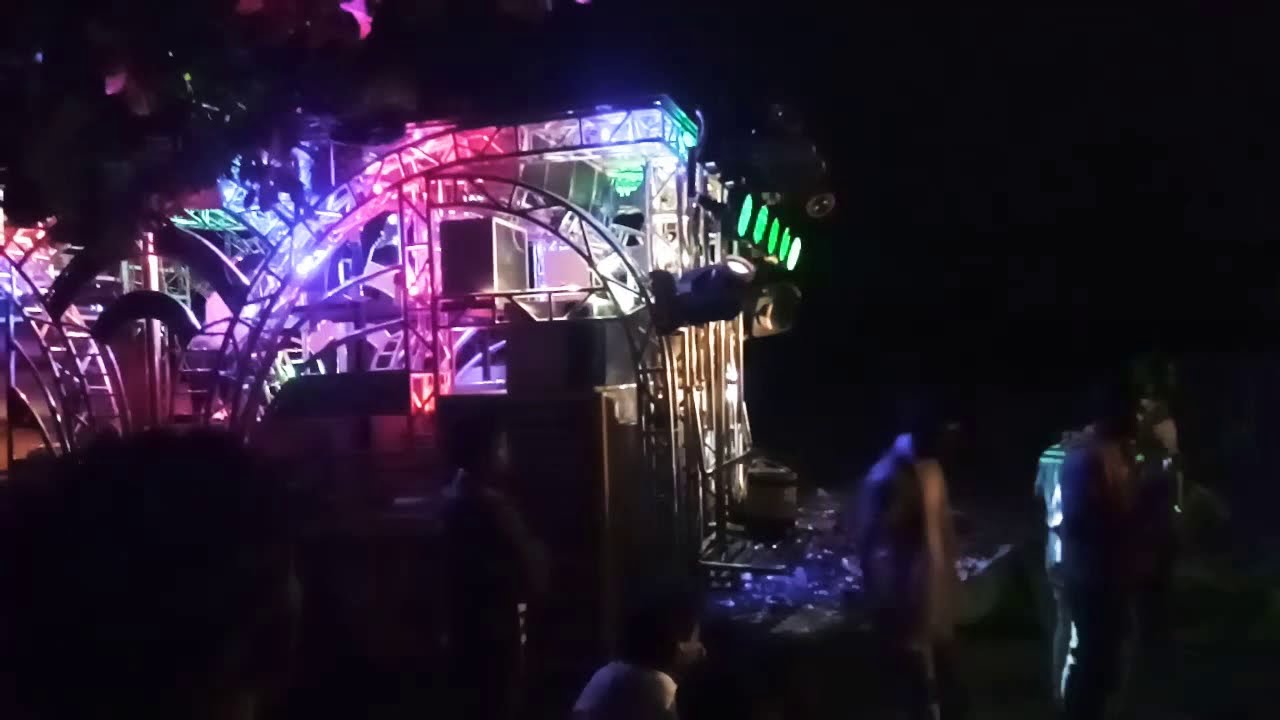 Lak Lak Sonani Nagari By Swarganga Band, Nandane.