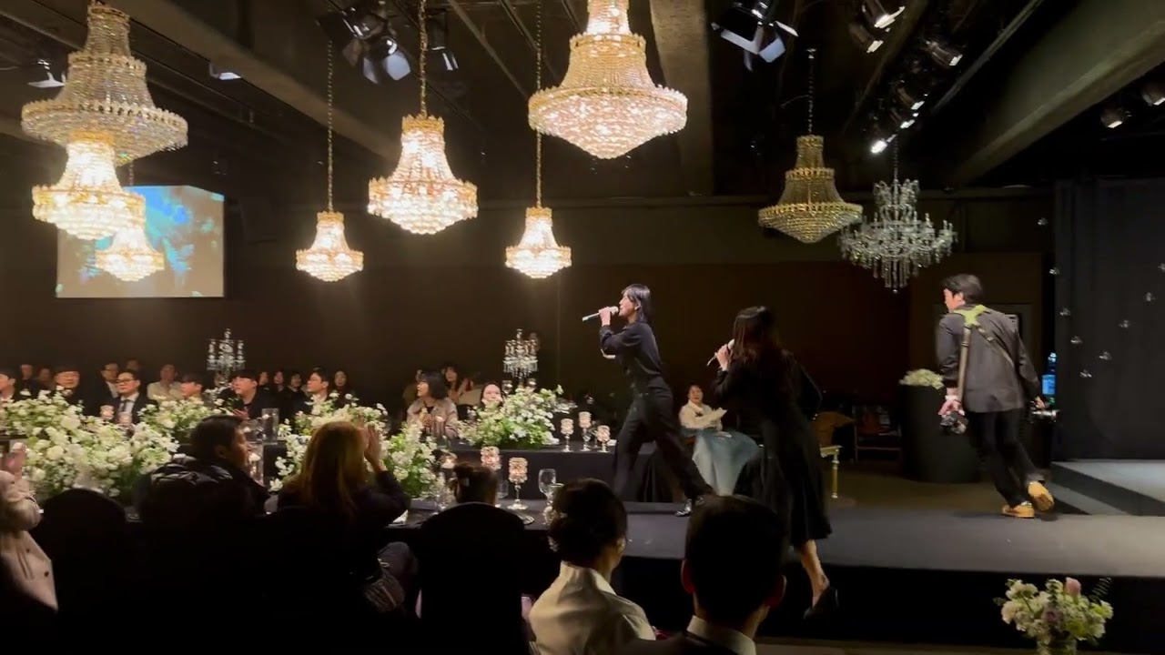 킹키부츠 raise you up 축가