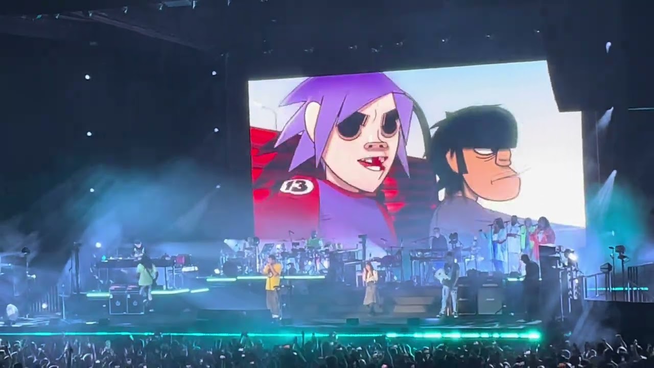 19-2000 | gorillaz | live at the copper box arena 