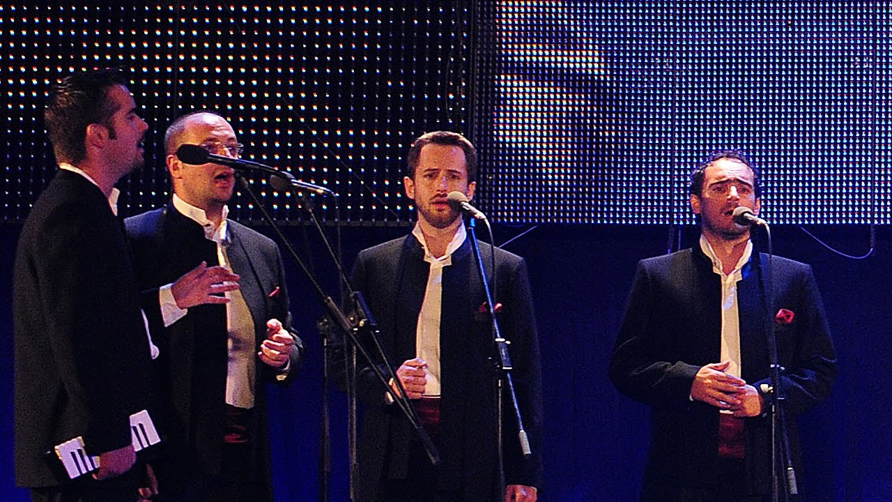 Ribar plete mrižu svoju - Klapa Šufit [Poljud 2010]