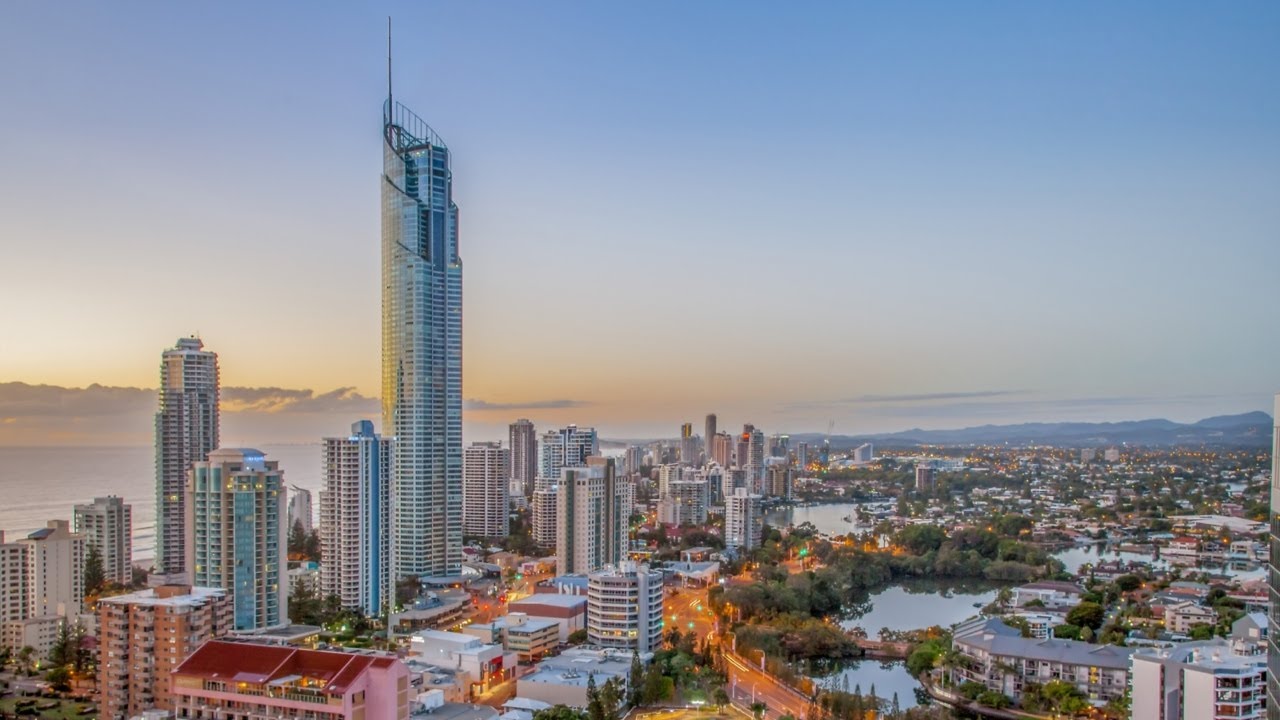 Residents in Gold Coast urged to get tested amid one new local COVID case
