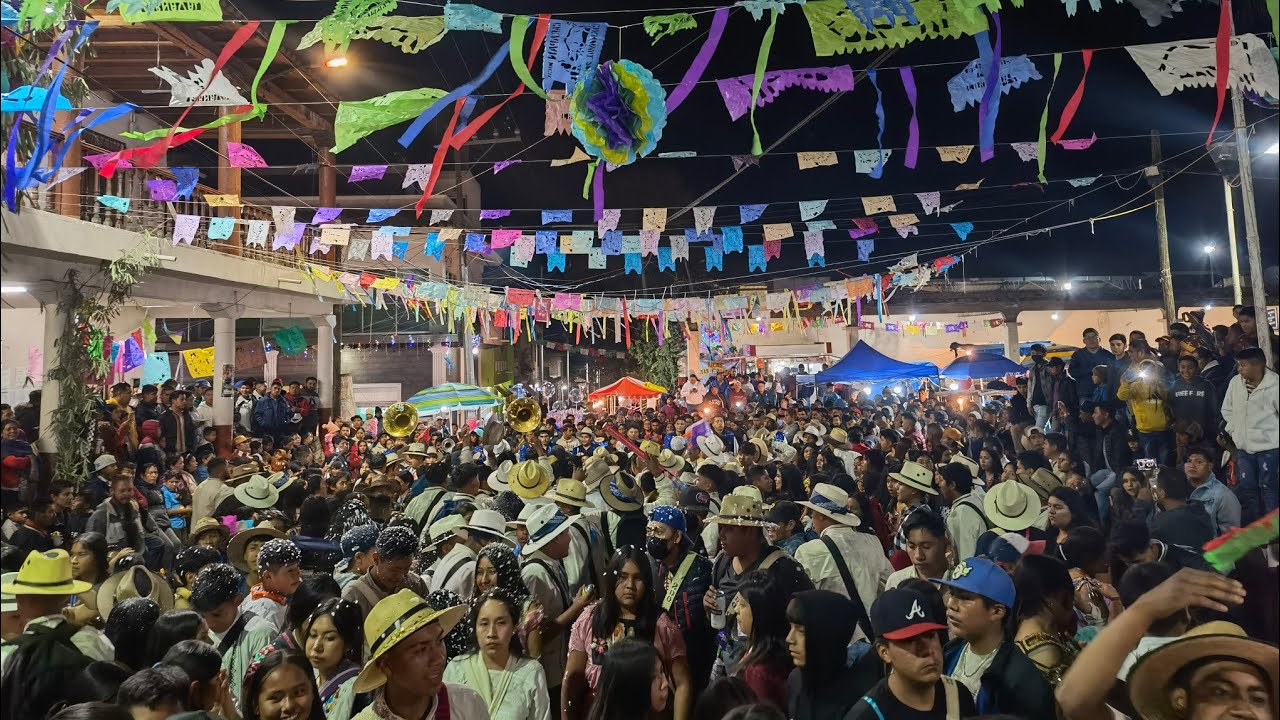 AGARRON DE 4 BANDAS 2023, CARAPAN MICHOACÁN / BANDAS LA DIABLA / TROMBA / SAN JUAN DEL REY / VIENTOS