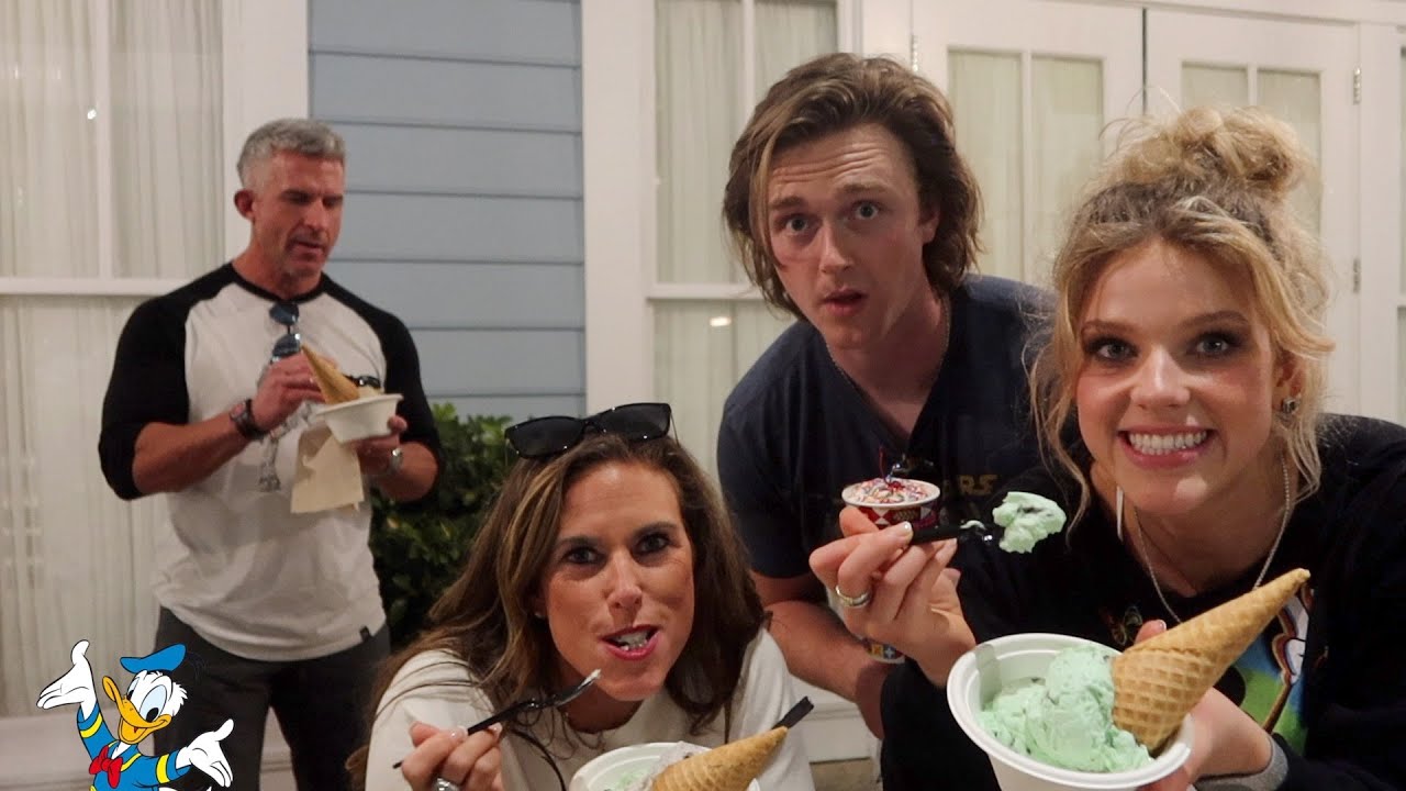 literally screaming for ice cream vlog *disney world*