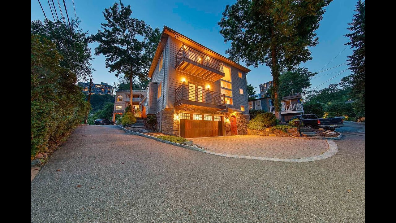This is what $1.299 Million Dollars Buys you in Edgewater, New Jersey | Luxury House Tour
