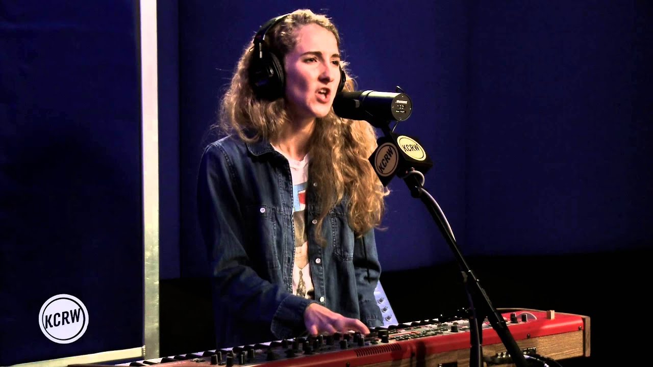 Tennis performing 
