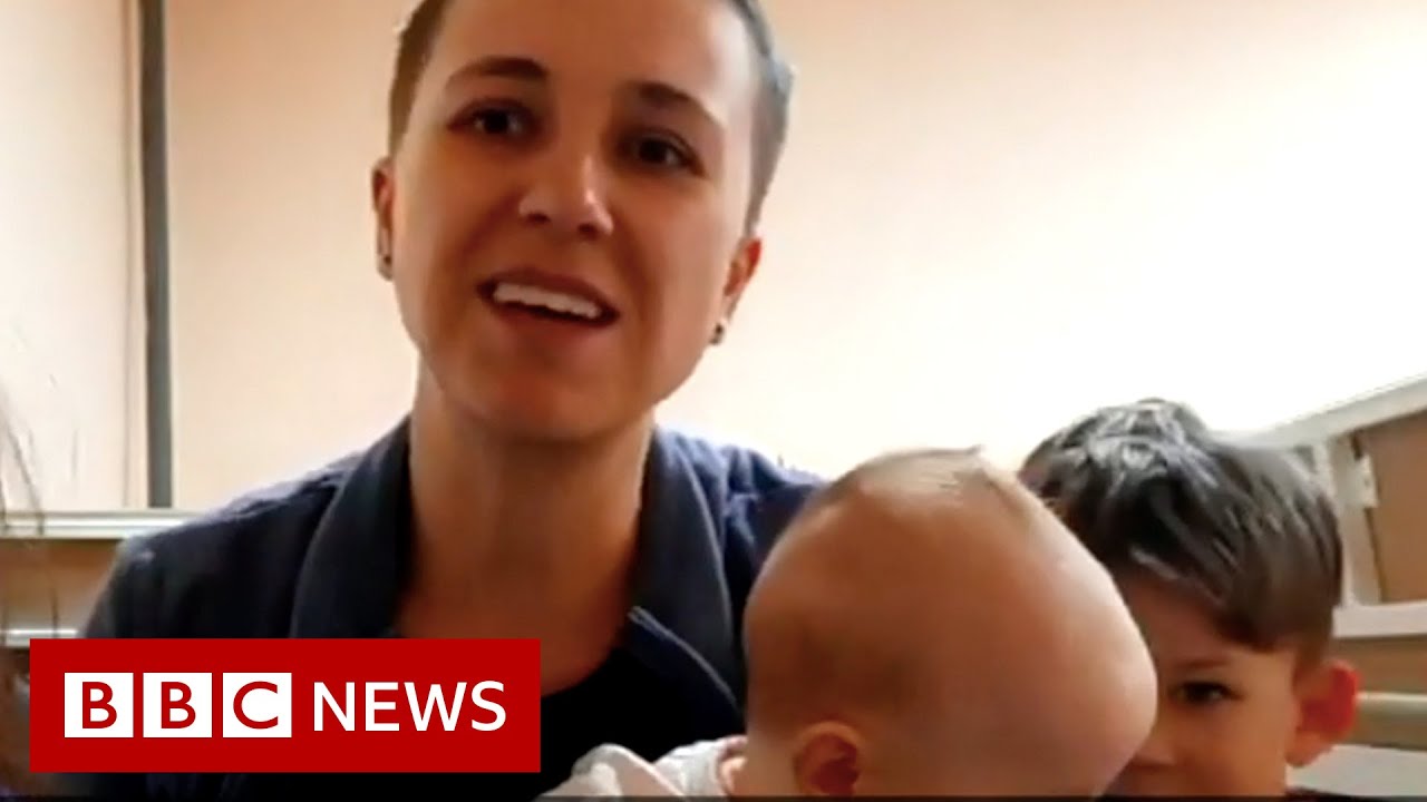 Children sheltering from Russian bombs in Ukraine - BBC News