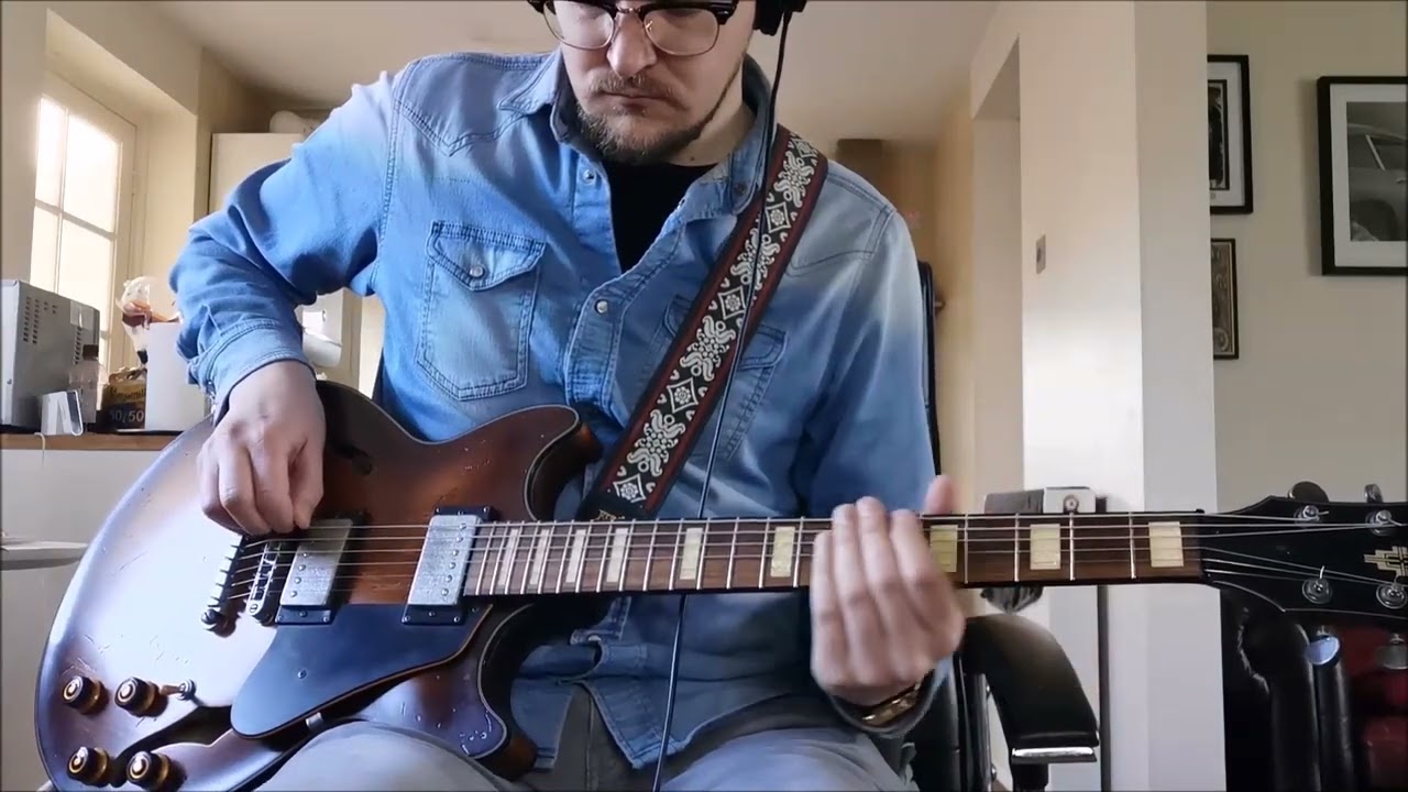Queens Of The Stone Age - Sick, Sick, Sick (GUITAR COVER)