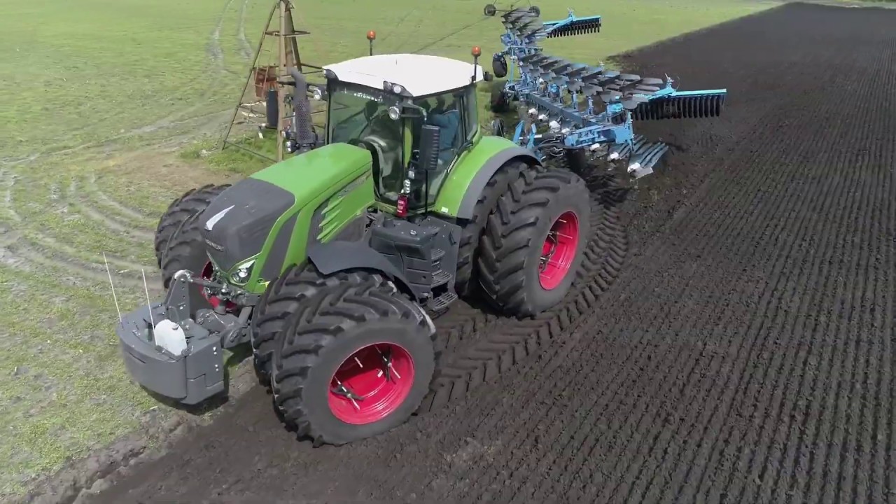 Twin Wheels Fendt vario 933 + Lemken 12 furrow PLOUGHING