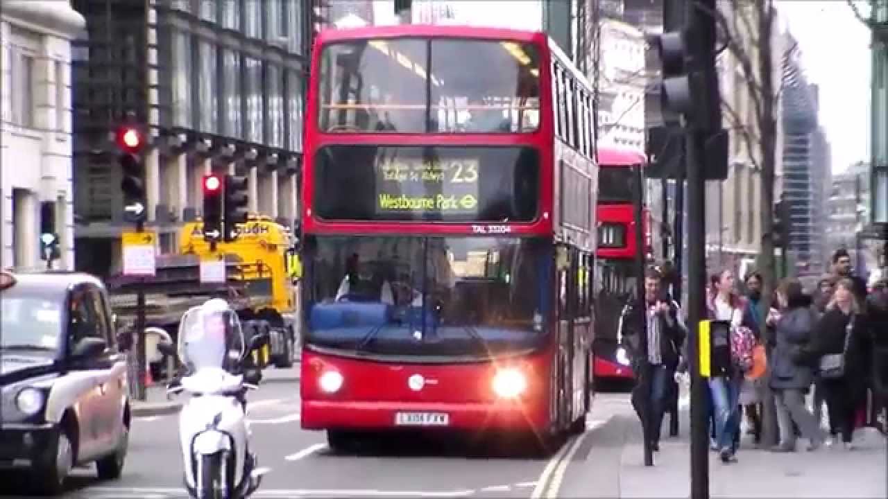 Buses at St Paul's 04/04/2015