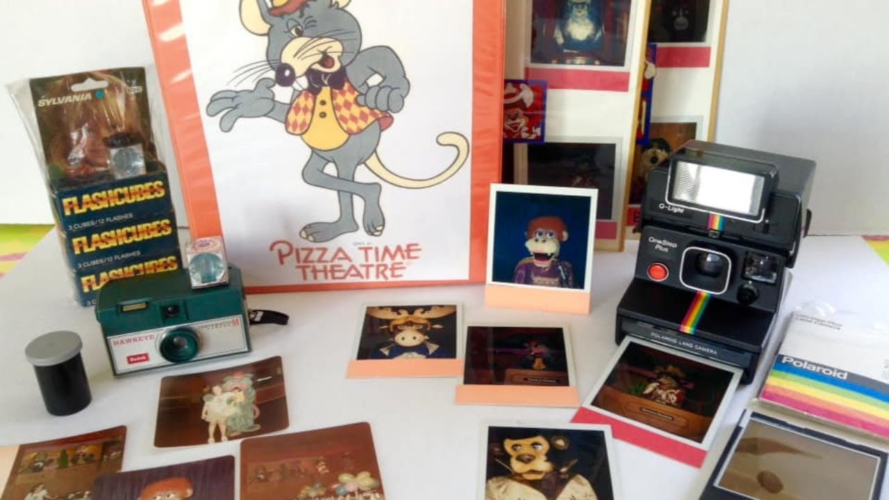 Chuck E. Cheese's Pizza Time Theatre - Jenn's vintage photography