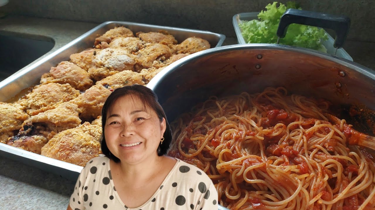 Para almoço de domingo fiz SOBRECOXA ASSADA mas temperada no modo SALMOURA | e macarronada