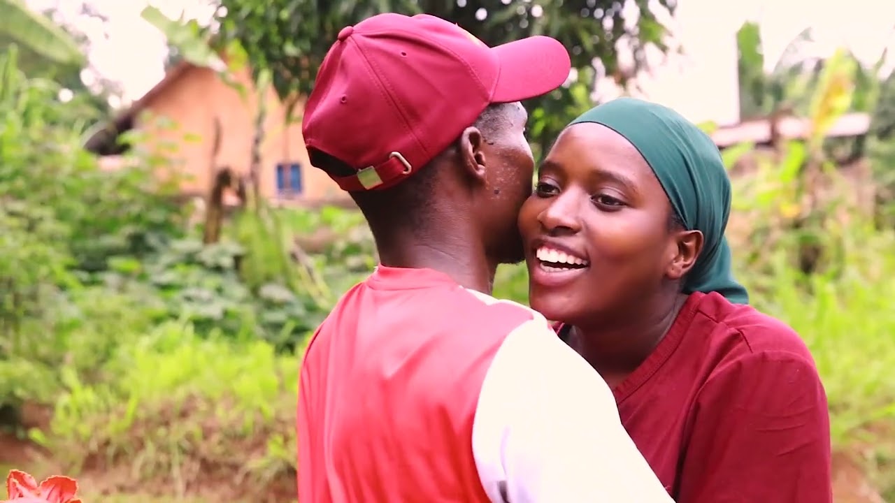 Sent valante imukozeho  arakubiswe imisaya irahengama