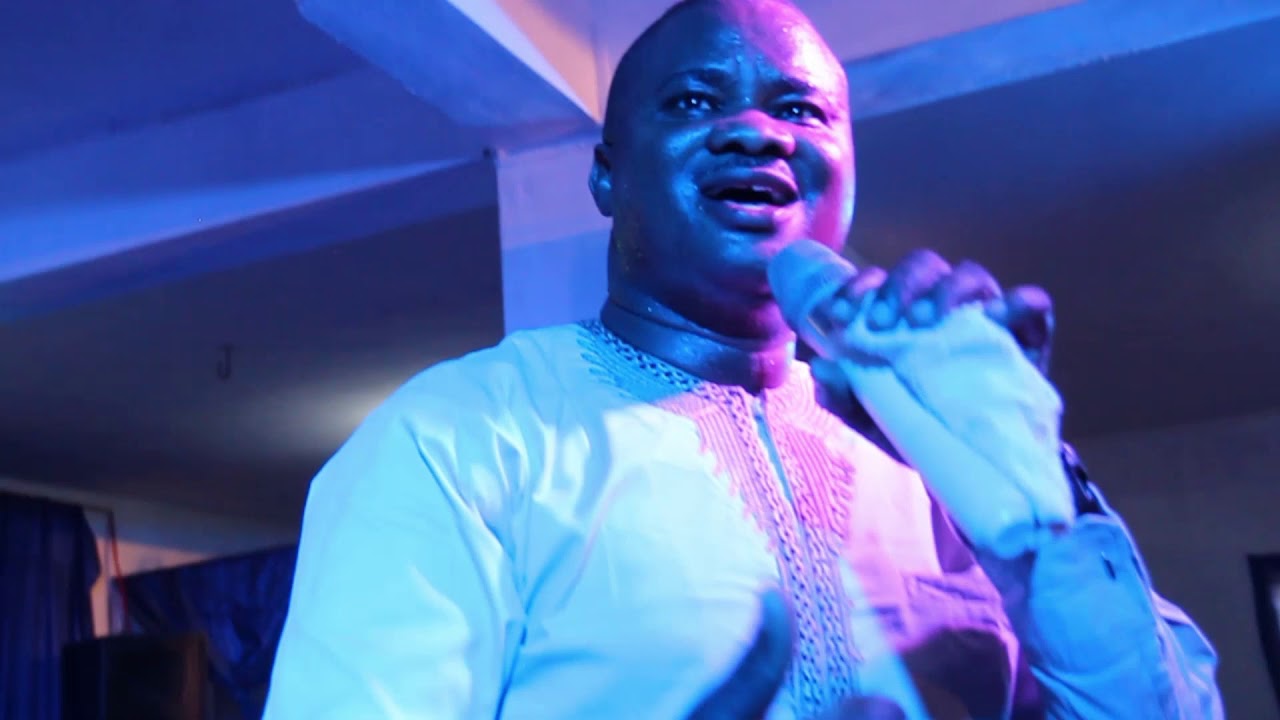 Evang. Tope Olutokun @ Uncommon worship 3.0 with Damilare Oladipupo