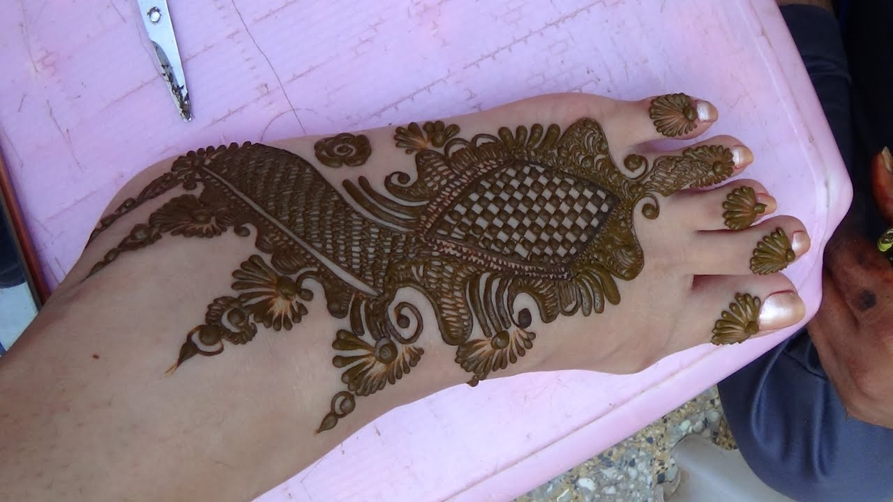 Beautiful Mehendi Design For Foot By Mehndiartistica(Best Henna Mehndi 2015)