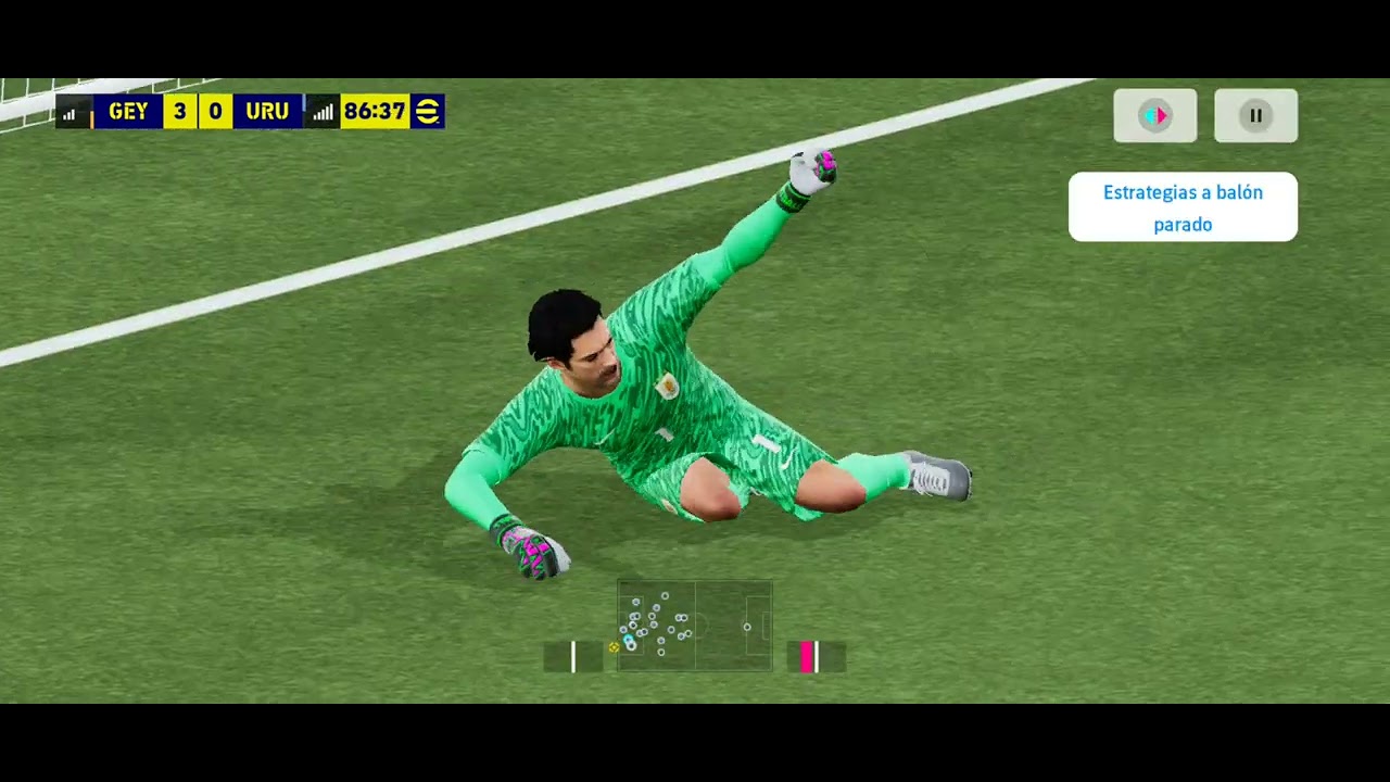 Esta RATA EN EFOOTBALL me dejo sin señal hasta hacerme 3 goles 