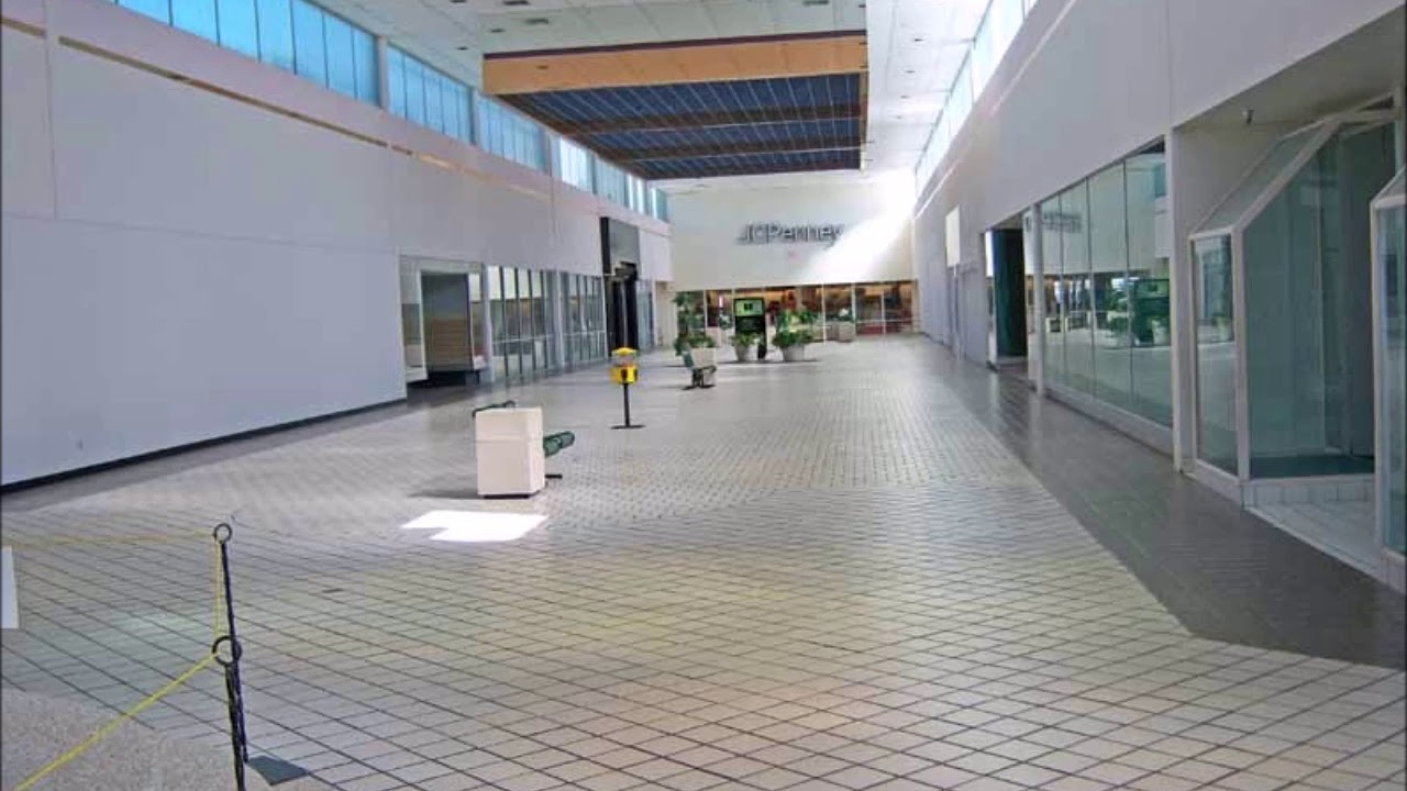 Comfortably Numb (playing in an empty mall)