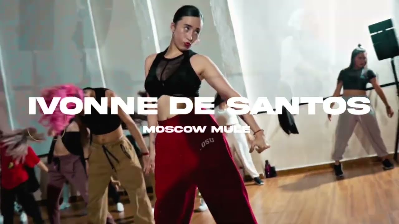 Moscow Mule - Bad Bunny // coreografía: Ivonne De Santos (@ivv_momo)