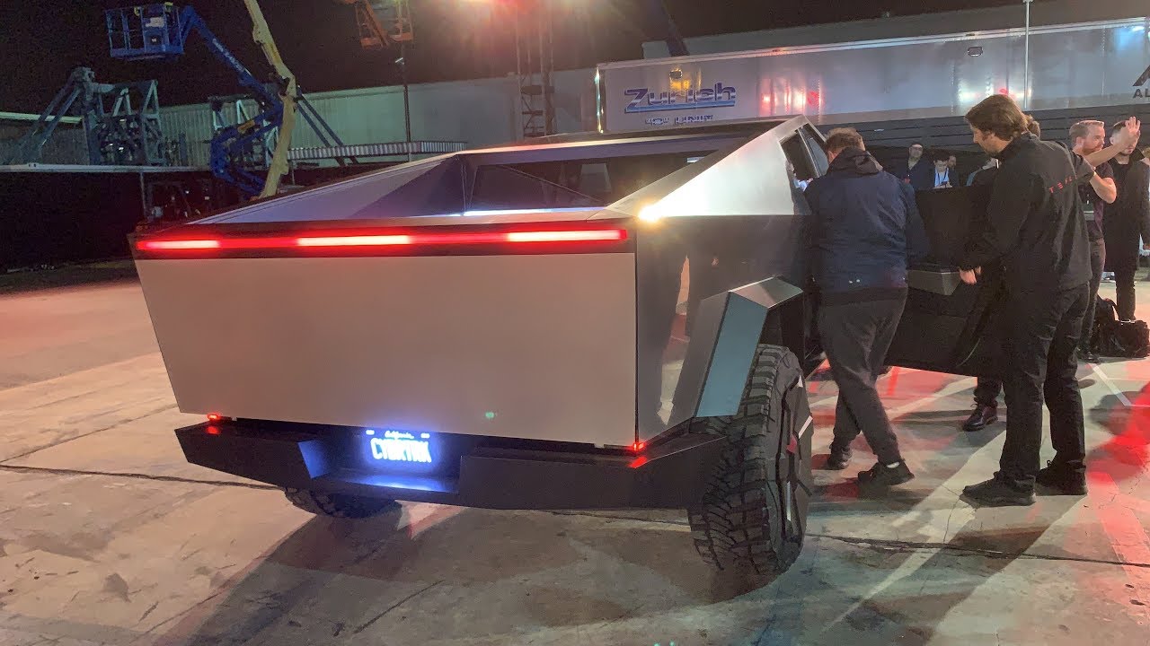 Tesla CyberTruck Test Ride