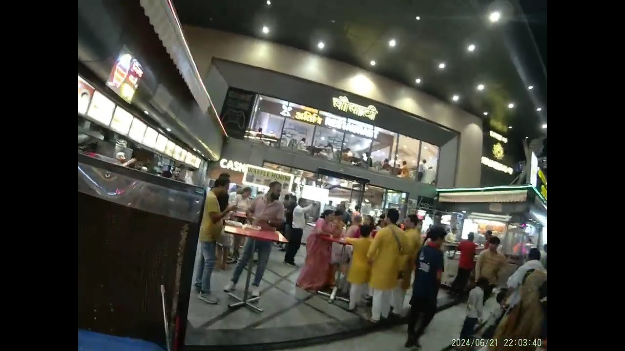 Popular Restaurant in Vrindavan | Chaupati Near Prem Mandir