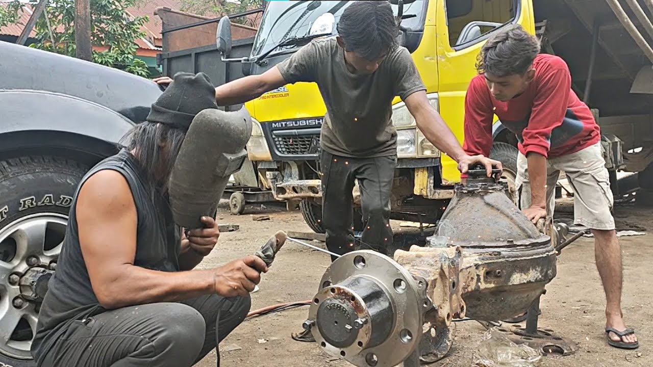 Tamu Bang Abeng Minta dirombak Sarung Gardan-nya menjadi HDX, Berapa Biayanya?
