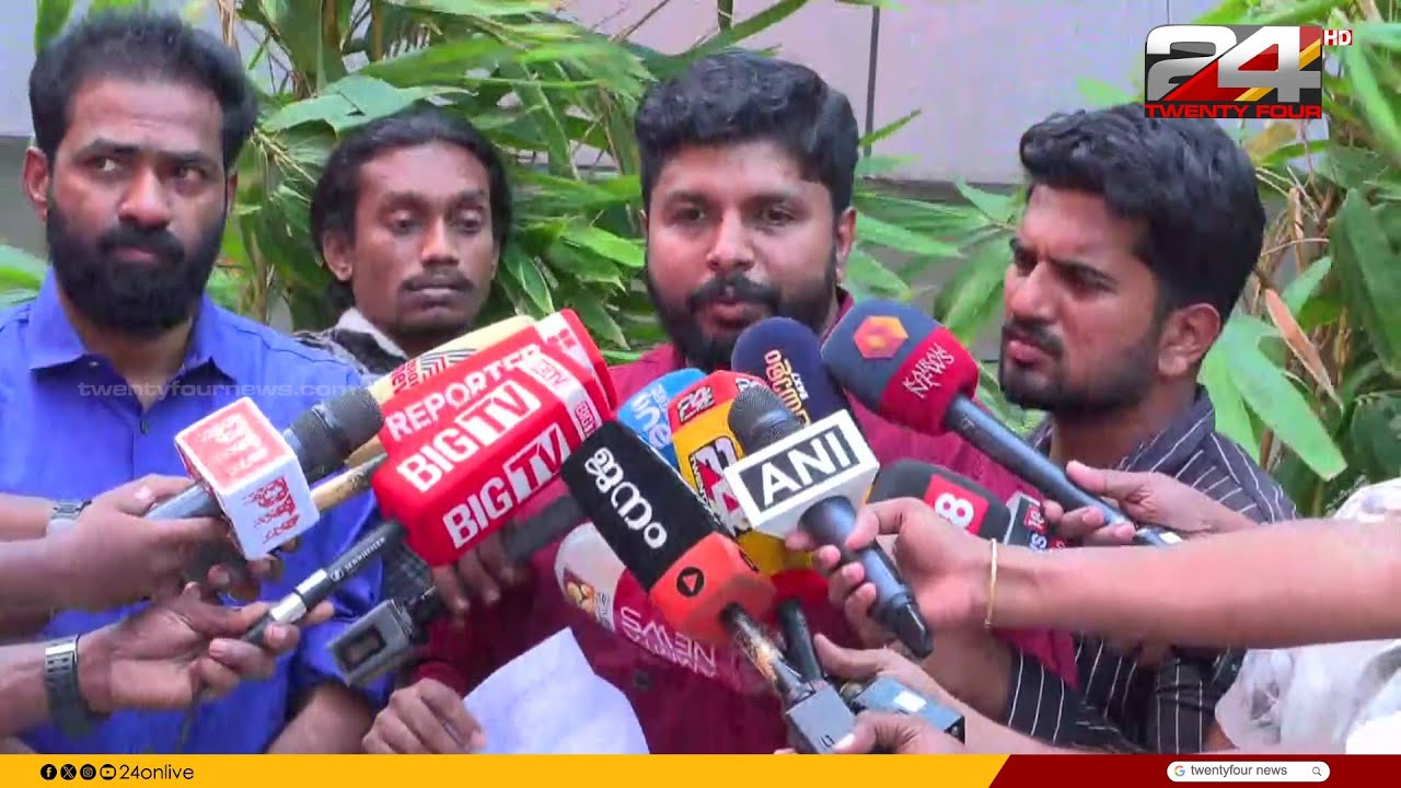 'കോണ്‍ഗ്രസിന്റെ ആപ്പിലൂടെ വന്ന പണം ഇതുപോലെ കാണിക്കാന്‍ പറ്റുമോ?' അക്കൗണ്ട് രേഖ പുറത്തുവിട്ട് DYFI