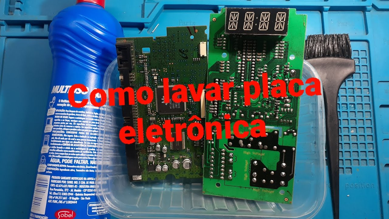 como lavar placa eletrônica