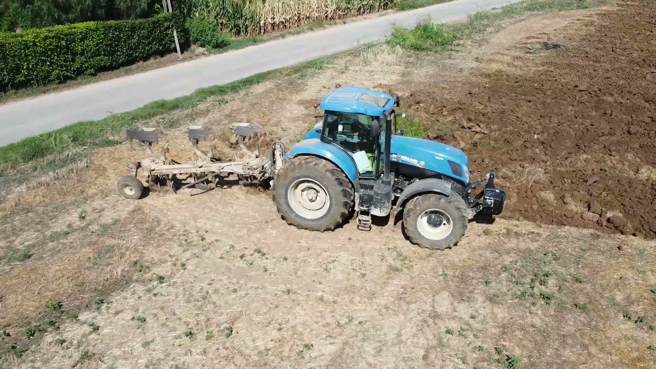 PLOWING 2K21. NEW HOLLAND T7 250 + TRIVOMERE ERMO A STRISCIE. (AZ. AGR. FRATELLI BOSICA)