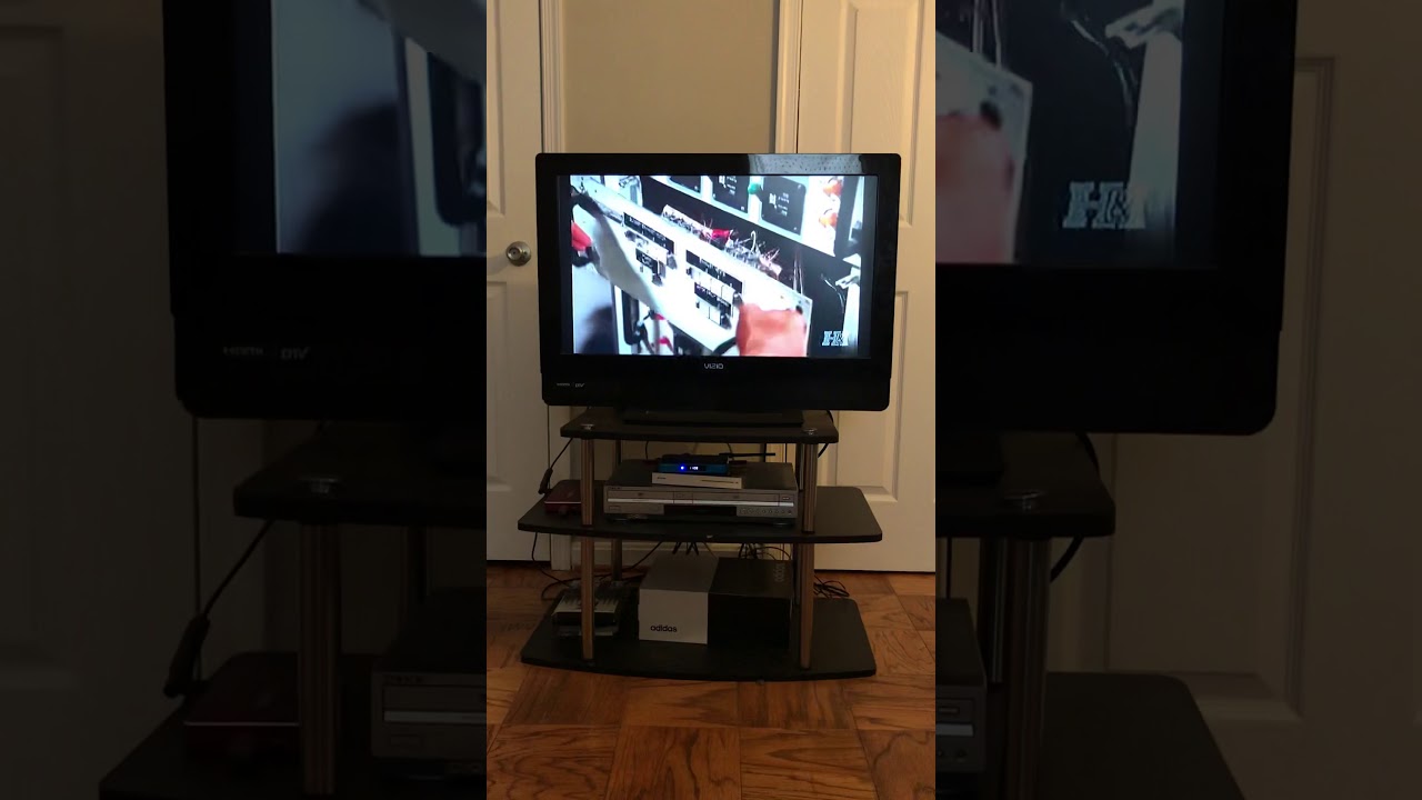 MacGyver Season 1 Episode 1 intro