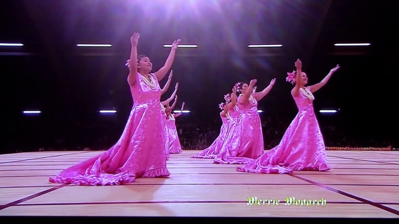 Hālau Hula ‘O Hokulani-2014 Merrie Monarch- Wahine-Hula Auana-“Lilialanaikawaiola.”