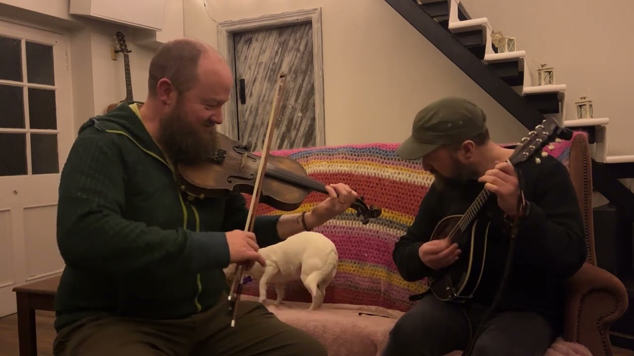 Fergal’s Tune A Day - Day 56 - The Lounge Bar