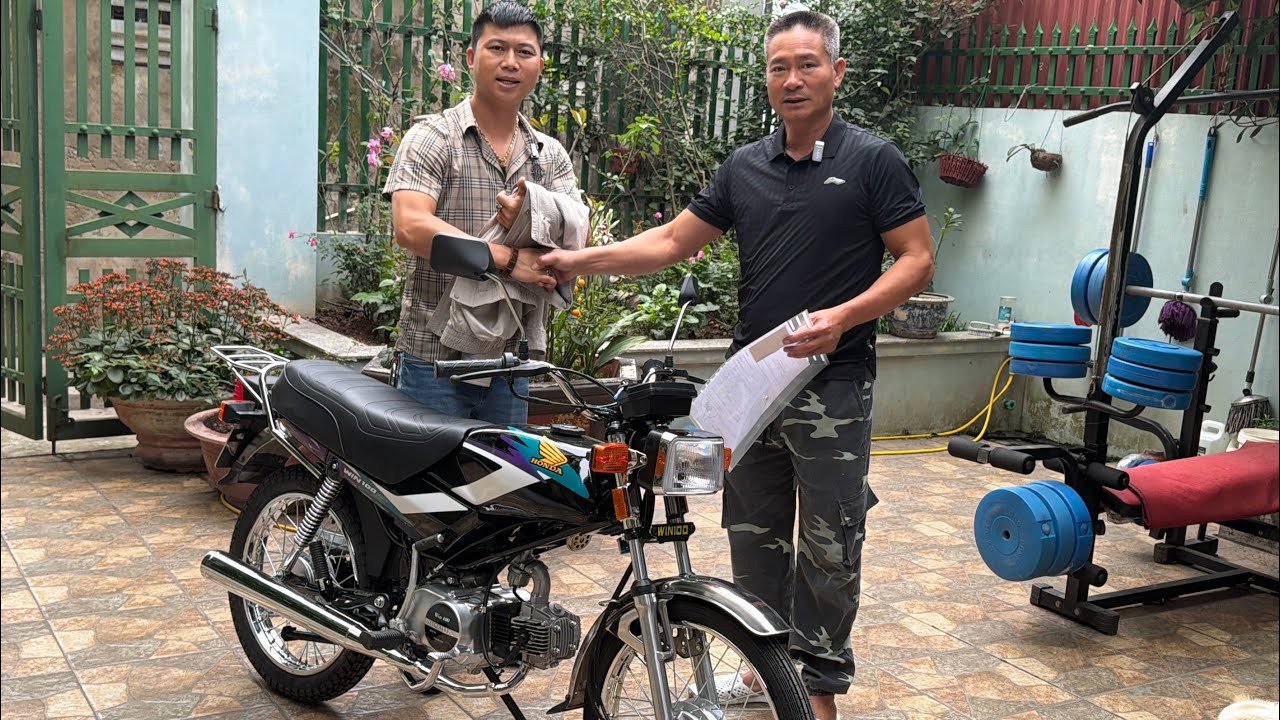 Cái kết giao xe win 100 full đồ Lô tận nhà khách ở Hà Nội bác đi thử ktra gọi thợ đến ktra ok tt