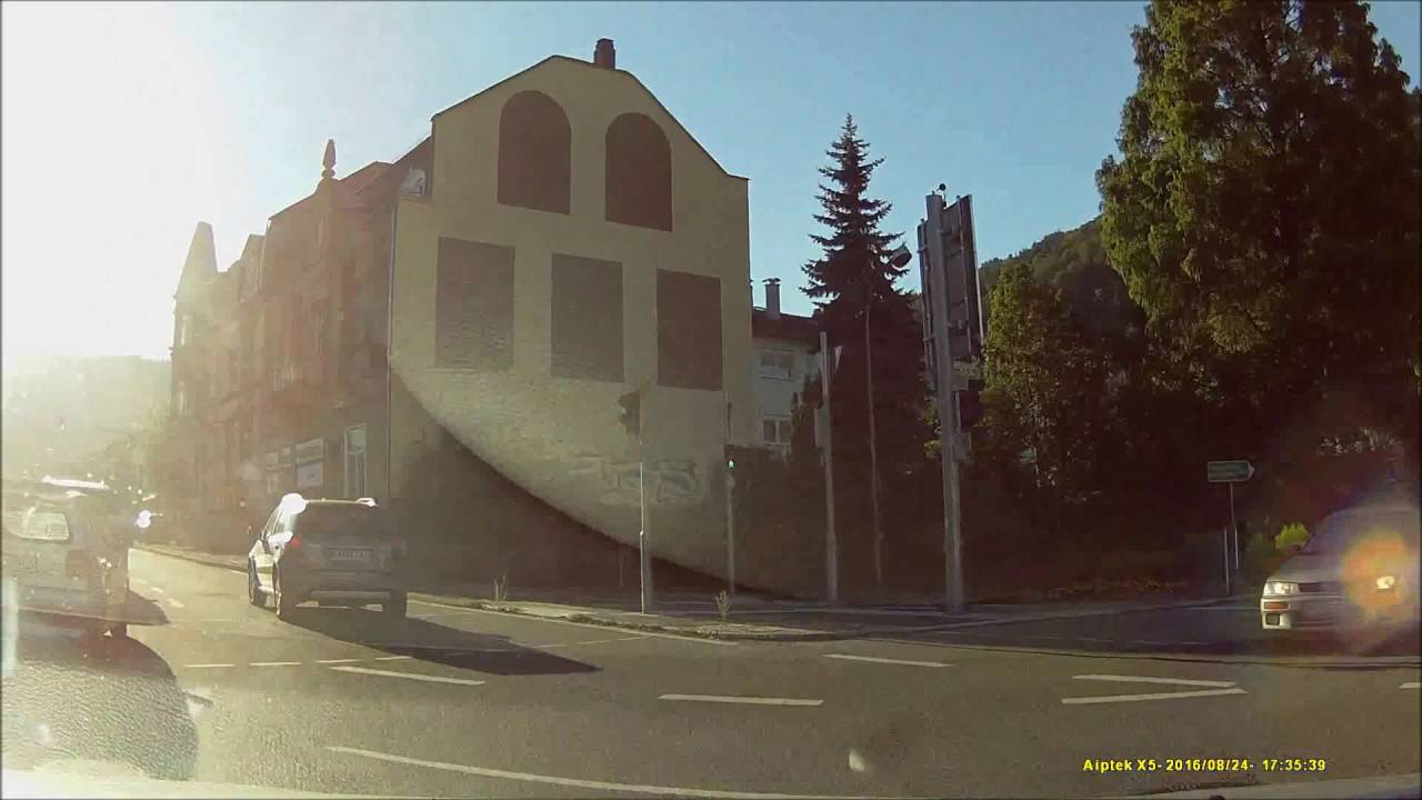 Ortsdurchfahrt im Neckartal/HD: Neckargemünd (Süd rein, West raus)