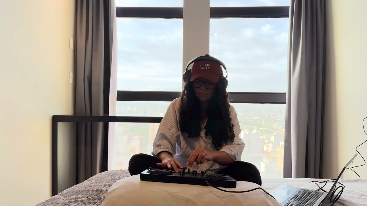 Afro House Brasilidades live at #skyloftandar41, S&atilde;o Paulo, Brazil