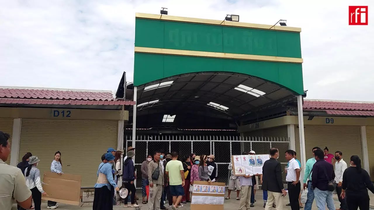 អាជីវករផ្សារប៉េង អ៊ឹម តវ៉ាទារថ្លៃទិញតូបមកវិញ ខណៈផ្សារលែងដំណើរការ