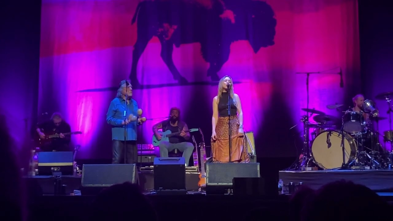 Robert Plant + SavingGrace with Suzi Dian.      Season of the Witch
