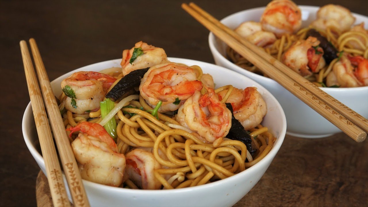 Chinese Stir-Fried Noodles With Shrimp 虾炒面 Xia Chow Mien - Morgane's