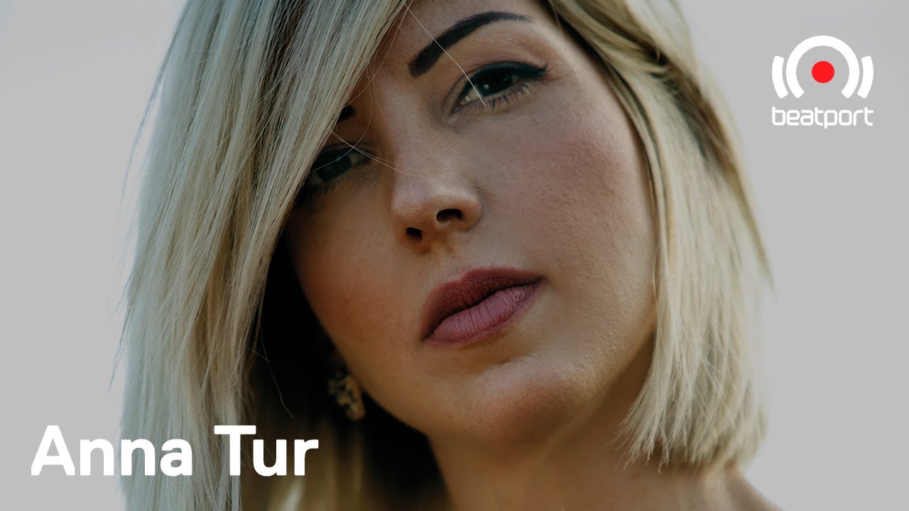 Anna Tur DJ set - LNADJ: Set For Love | @beatport  Live
