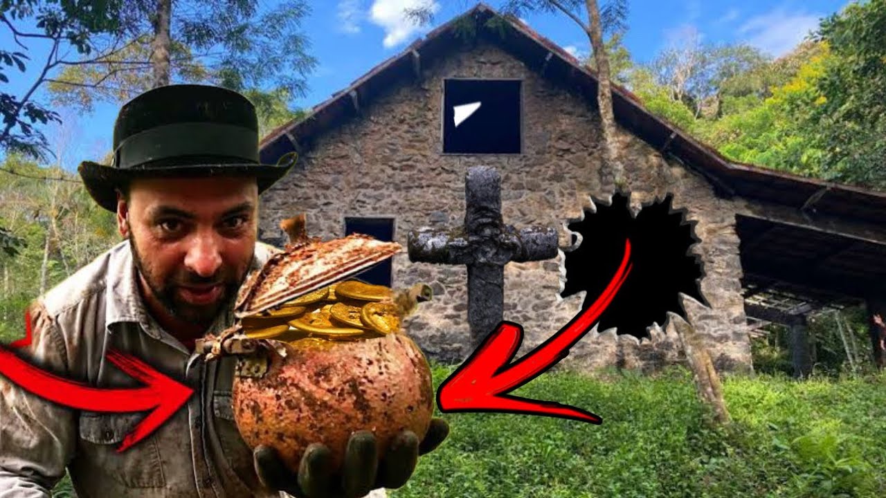 Um tesouro incr&iacute;vel atr&aacute;s da parede em uma casa de pedra abandonada na selva