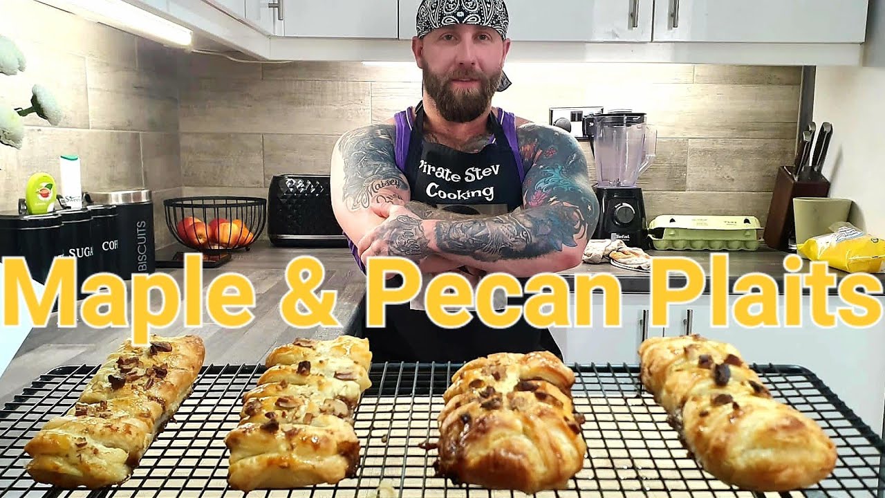 Maple & Pecan Plait