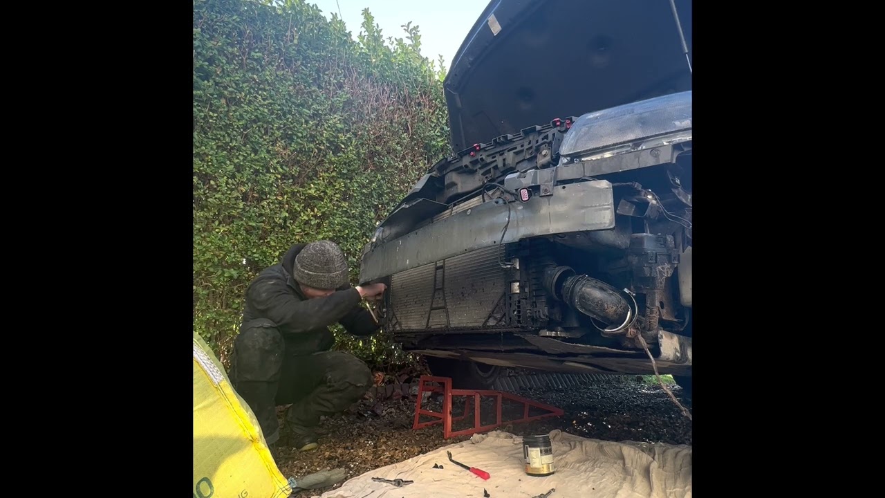 2009 Vauxhall Insignia/Astra bumper removal and intercooler change/replacement