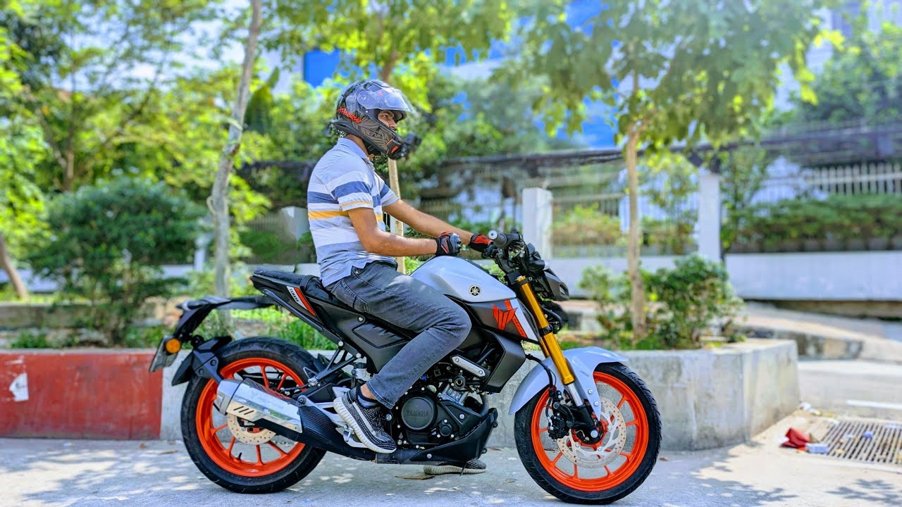 Yamaha MT 15 V2 Road Test Review | Brake Test | 0-100 Test | BikeLover